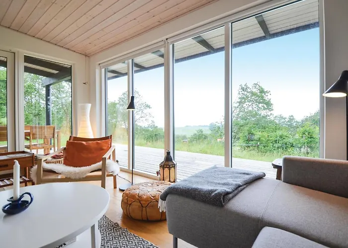 Holiday home In With House Sea View *